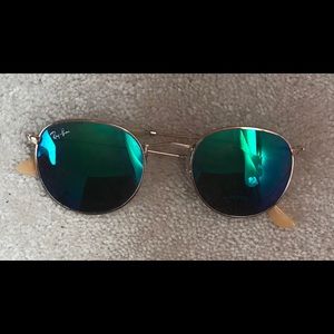 Rayban sunglasses with with blue circular lenses